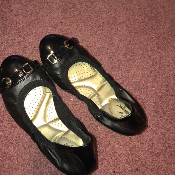 Black ballet flats - Picture 2 of 2